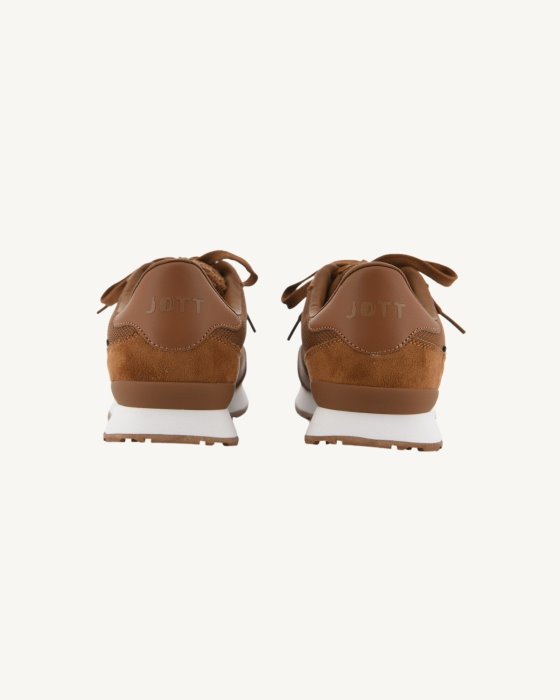 Jott New In Caramel Sneakers Run